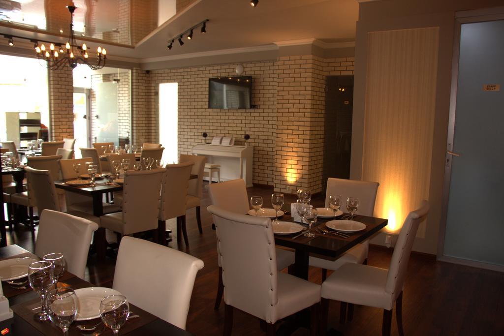 Batus Hotel Batumi Ngoại thất bức ảnh