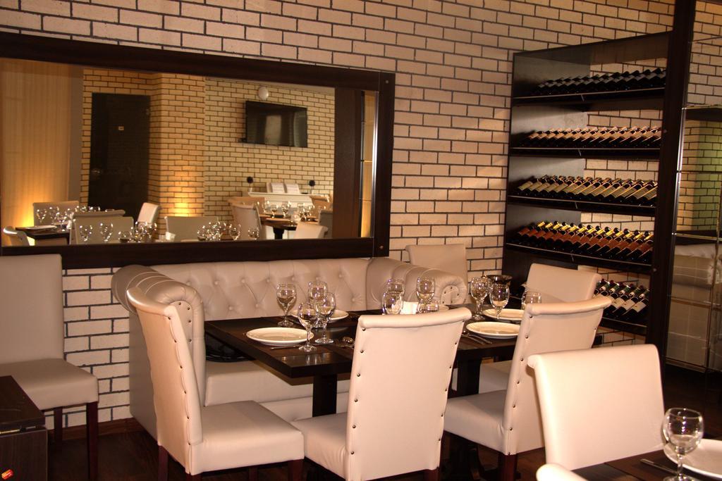 Batus Hotel Batumi Ngoại thất bức ảnh