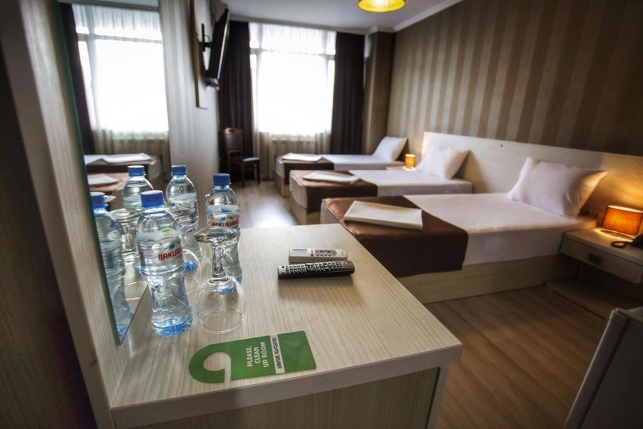 Batus Hotel Batumi Ngoại thất bức ảnh