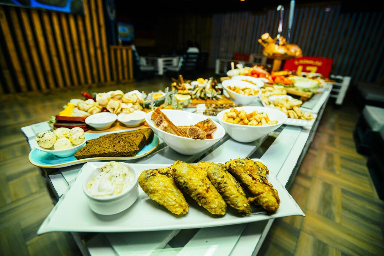 Batus Hotel Batumi Ngoại thất bức ảnh