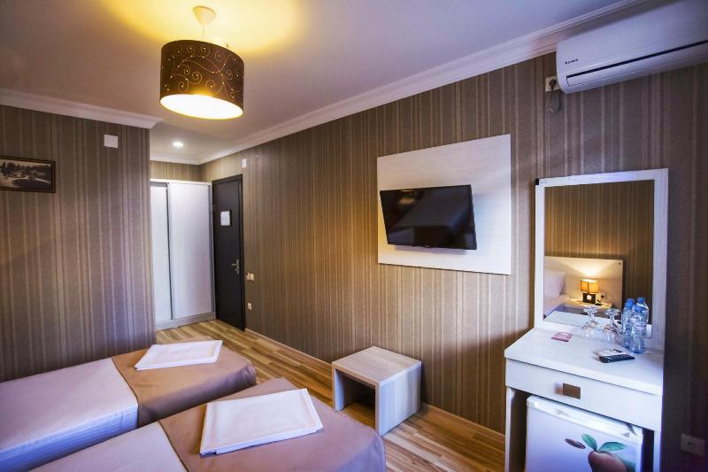 Batus Hotel Batumi Ngoại thất bức ảnh